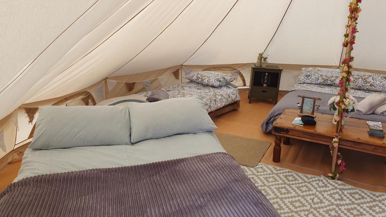 Отель Calon Y Goedwig Glamping Лландовери Экстерьер фото
